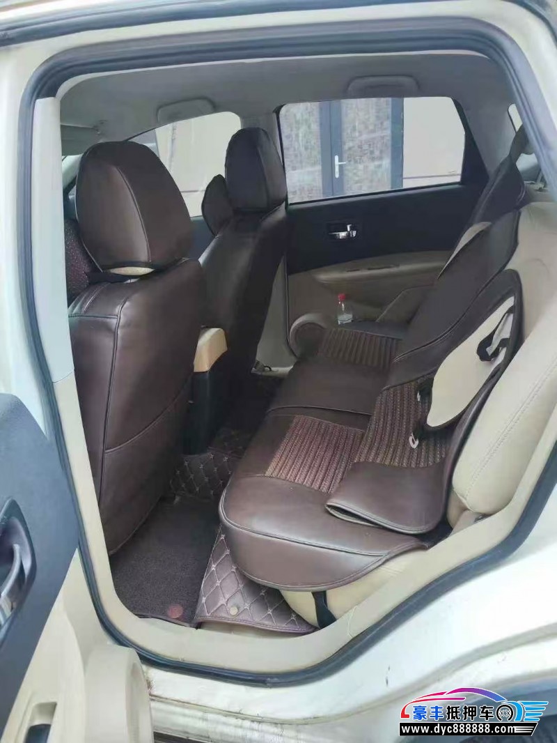 14年日产逍客轿车抵押车出售