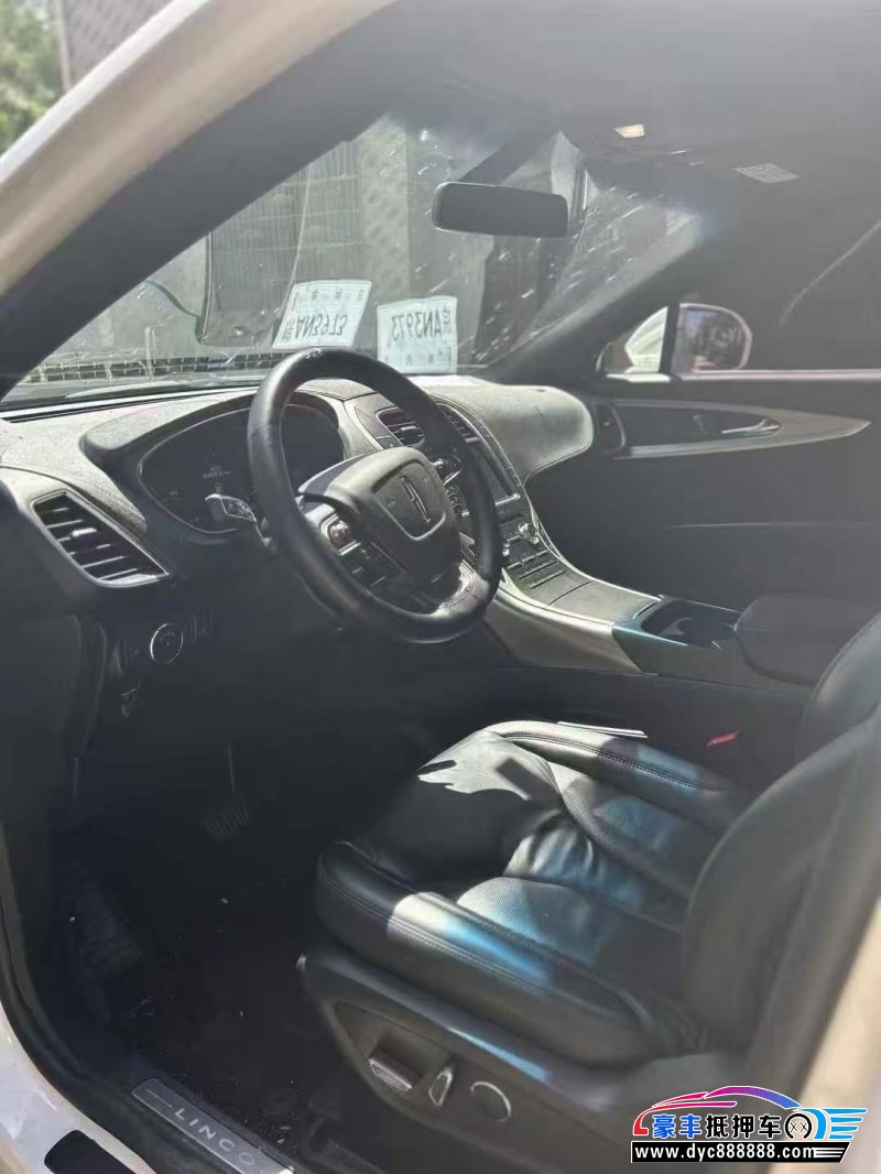 19年林肯航海家轿车抵押车出售