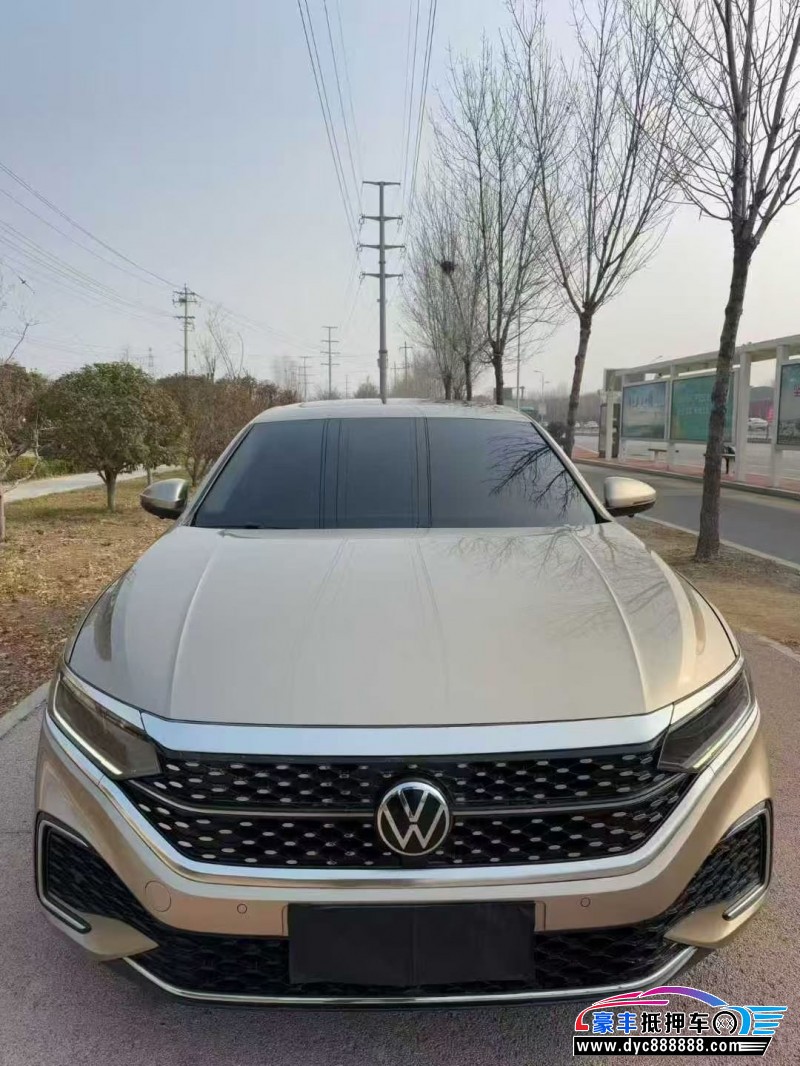 抵押车出售23年大众帕萨特轿车