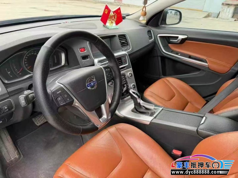 16年沃尔沃S60轿车抵押车出售