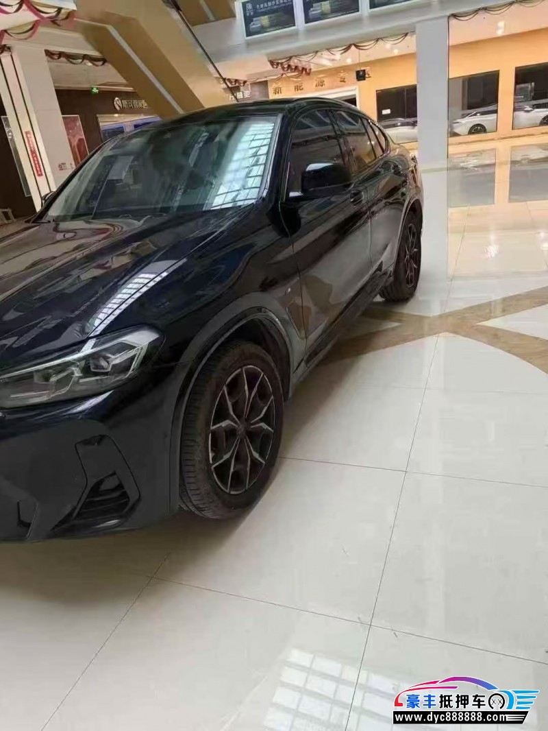 22年宝马X4SUV抵押车出售