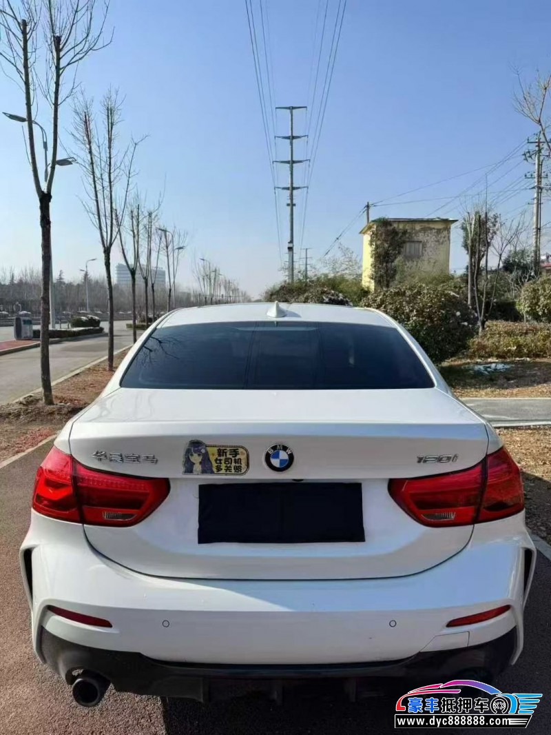 22年宝马1系轿车抵押车出售