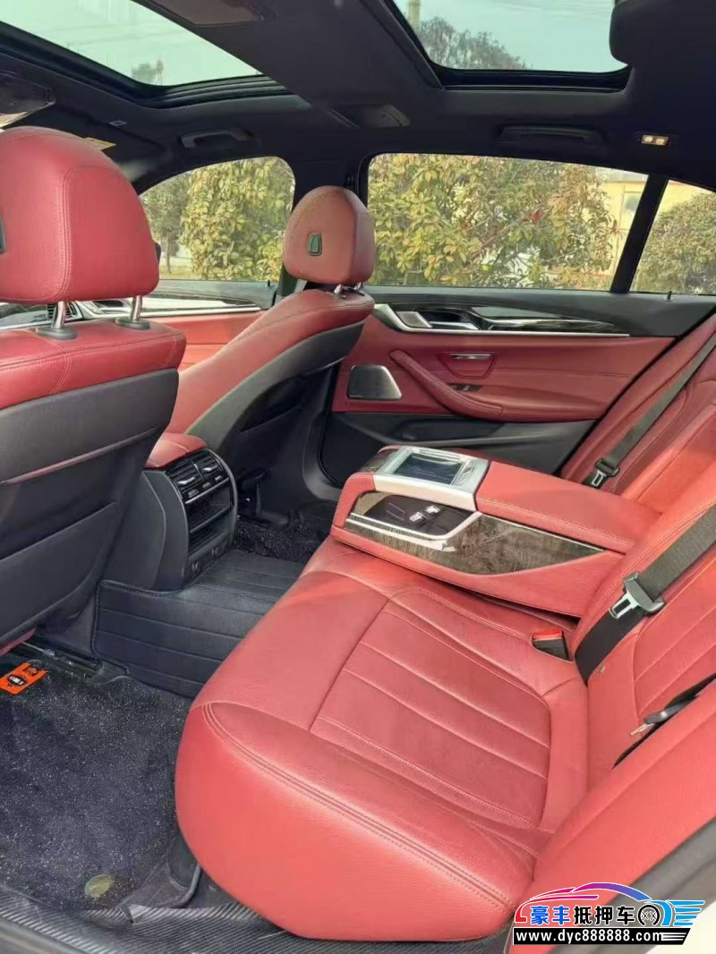 18年宝马5系轿车抵押车出售