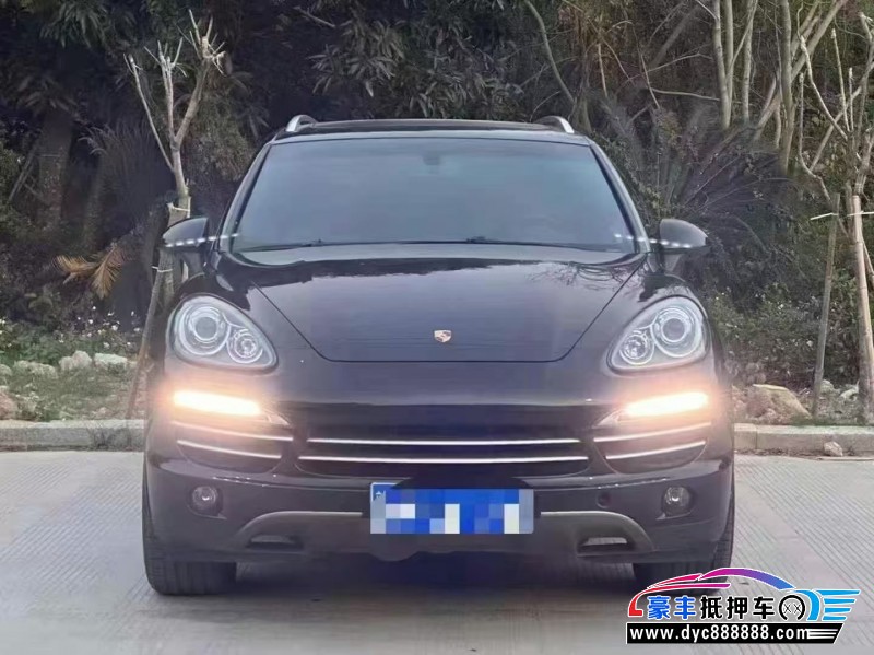 14年保时捷卡宴轿车抵押车出售