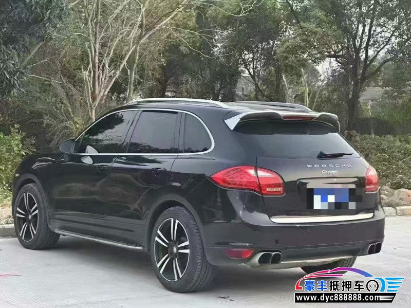 14年保时捷卡宴轿车抵押车出售