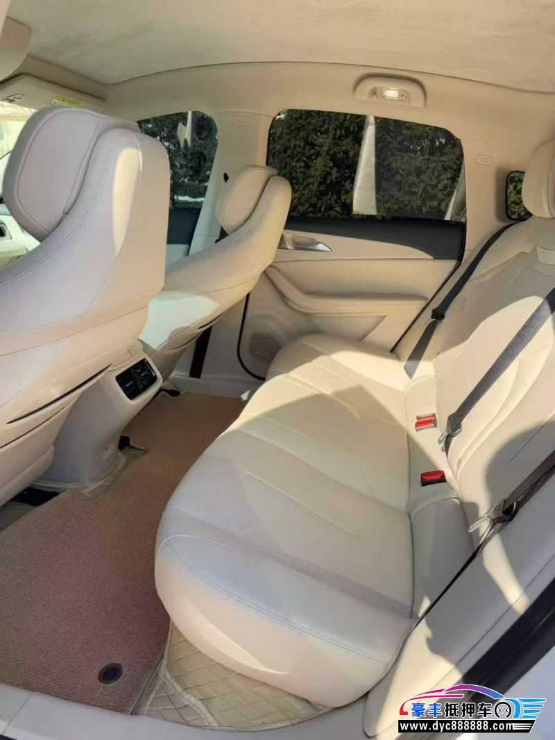 25年东风风行星海轿车抵押车出售