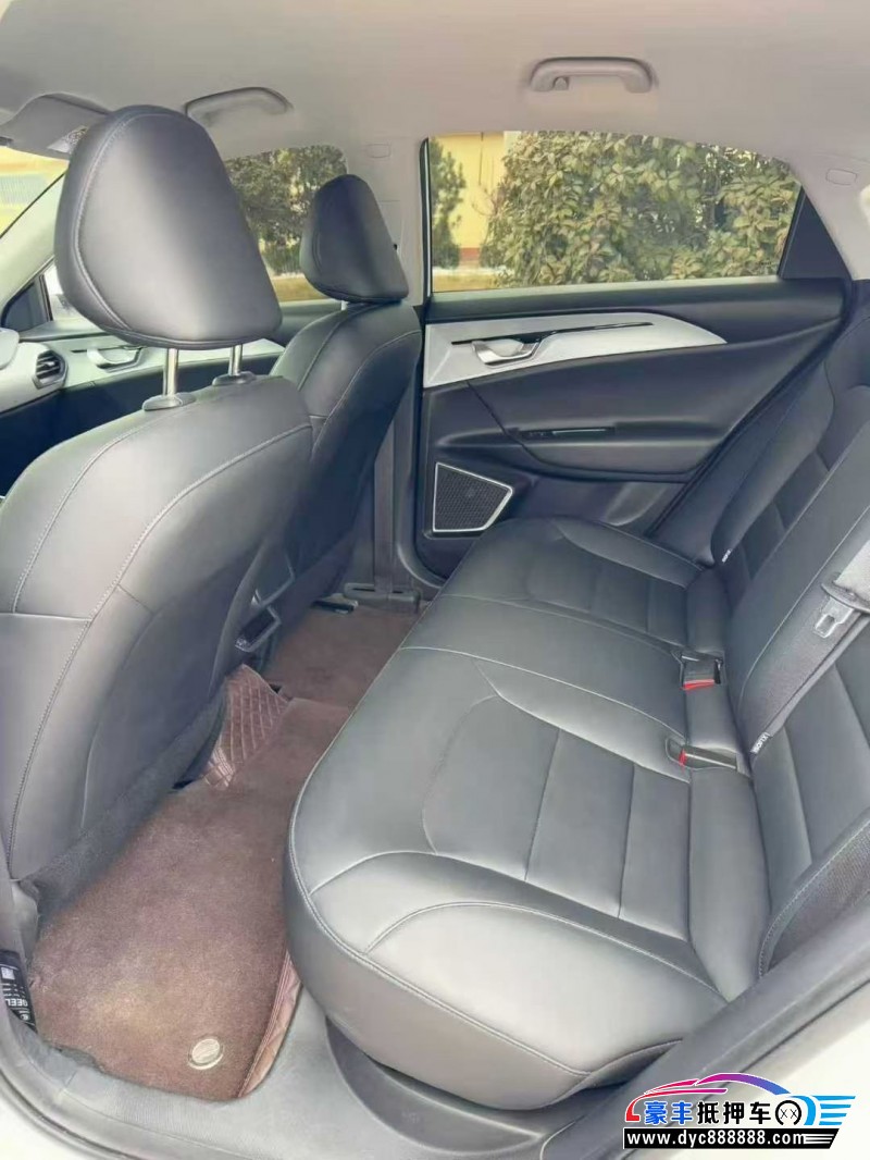 24年吉利几何轿车抵押车出售