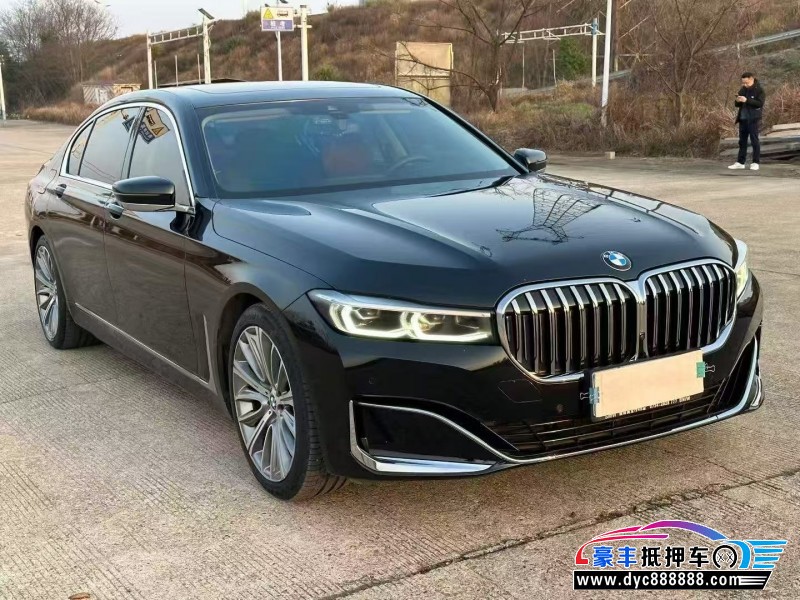 20年宝马7系轿车抵押车出售
