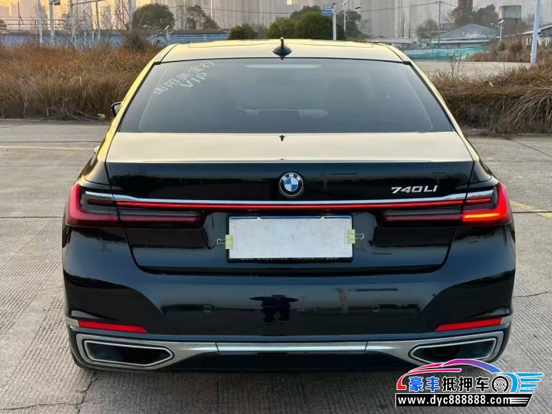 20年宝马7系轿车抵押车出售