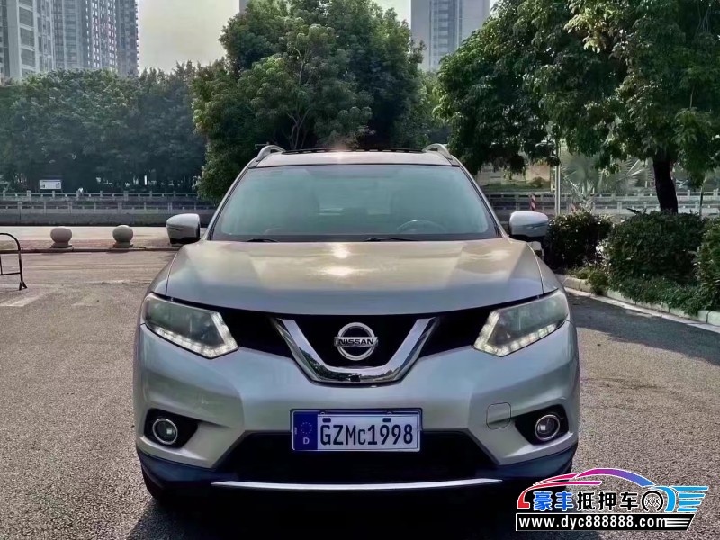 抵押车出售15年日产奇骏轿车