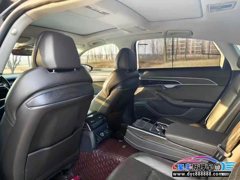 22年奥迪A8L轿车抵押车出售