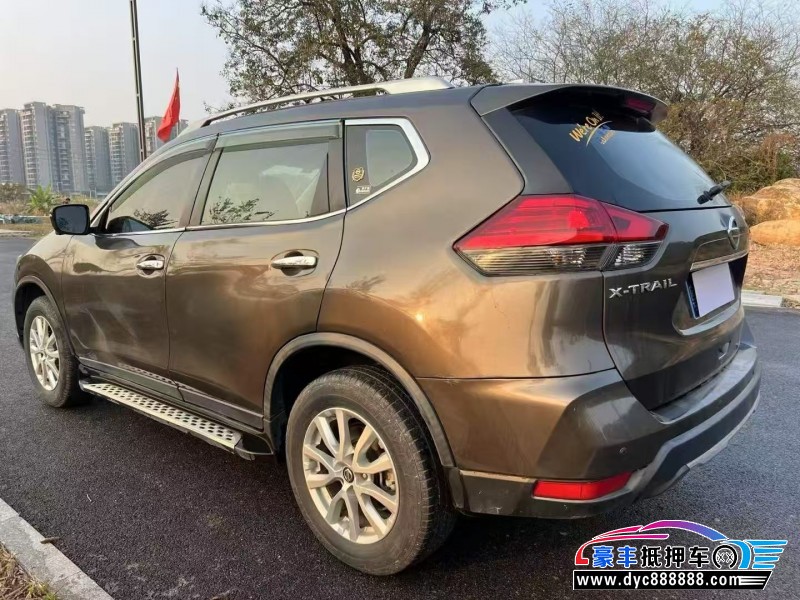 20年日产奇骏轿车抵押车出售