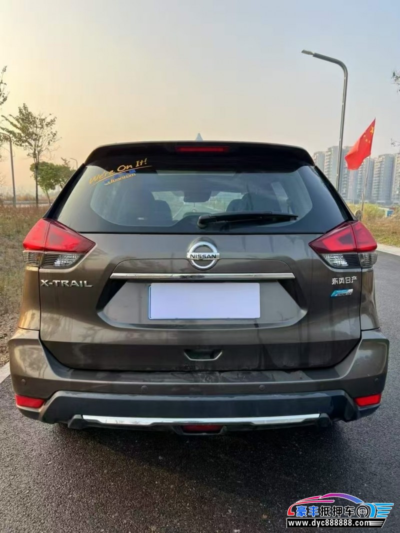 20年日产奇骏轿车抵押车出售