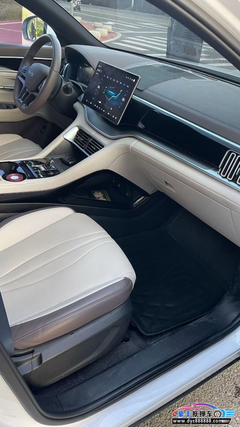 24年比亚迪宋轿车抵押车出售