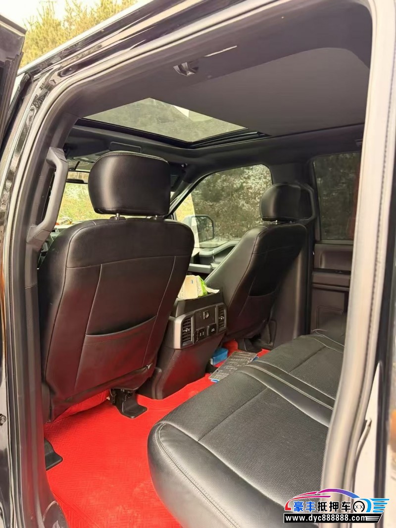 19年福特猛禽轿车抵押车出售