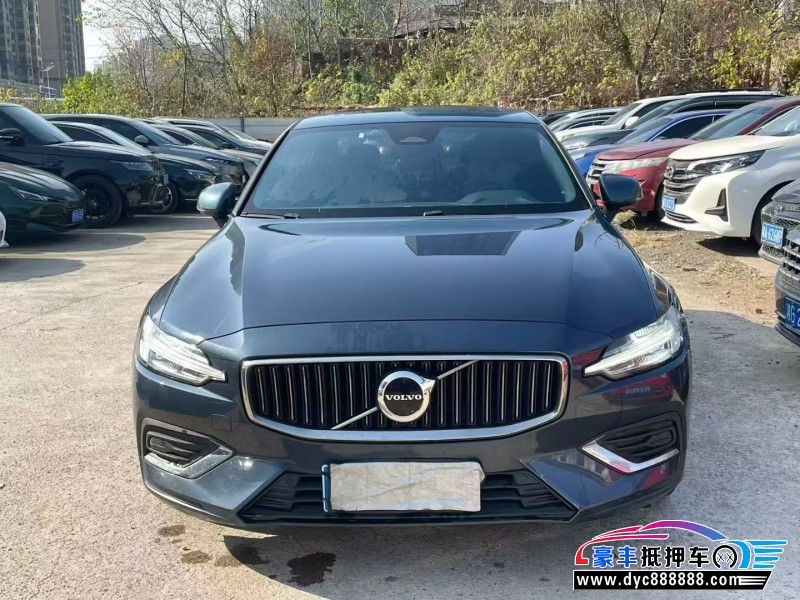 抵押车出售24年沃尔沃S60轿车