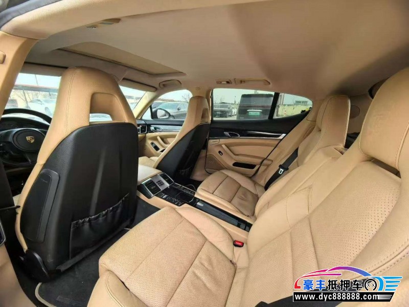 13年保时捷帕纳梅拉轿车抵押车出售