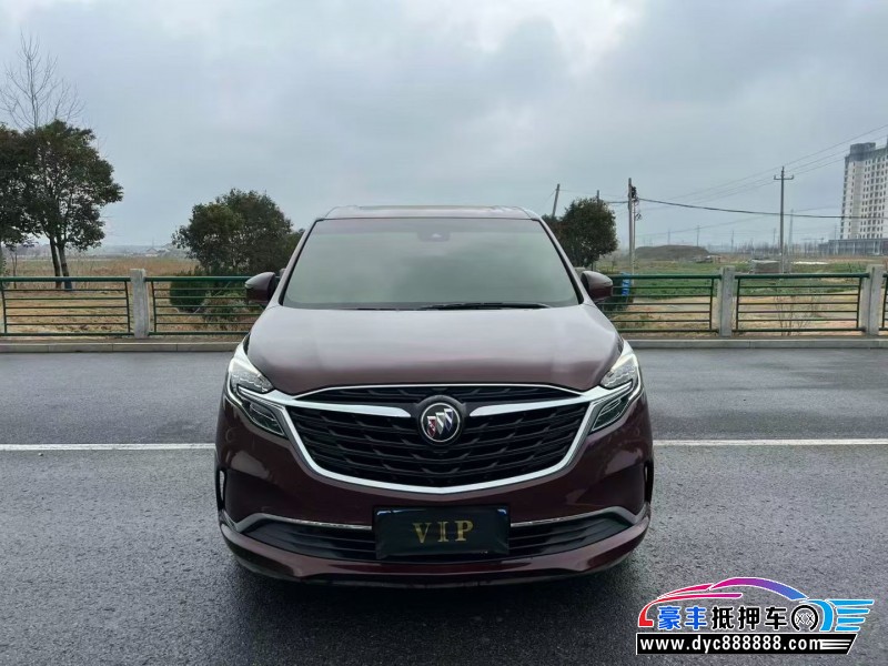 抵押车出售22年别克GL8轿车