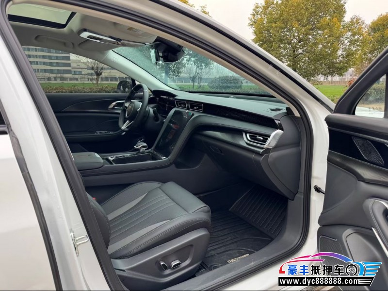 25年红旗H6轿车抵押车出售