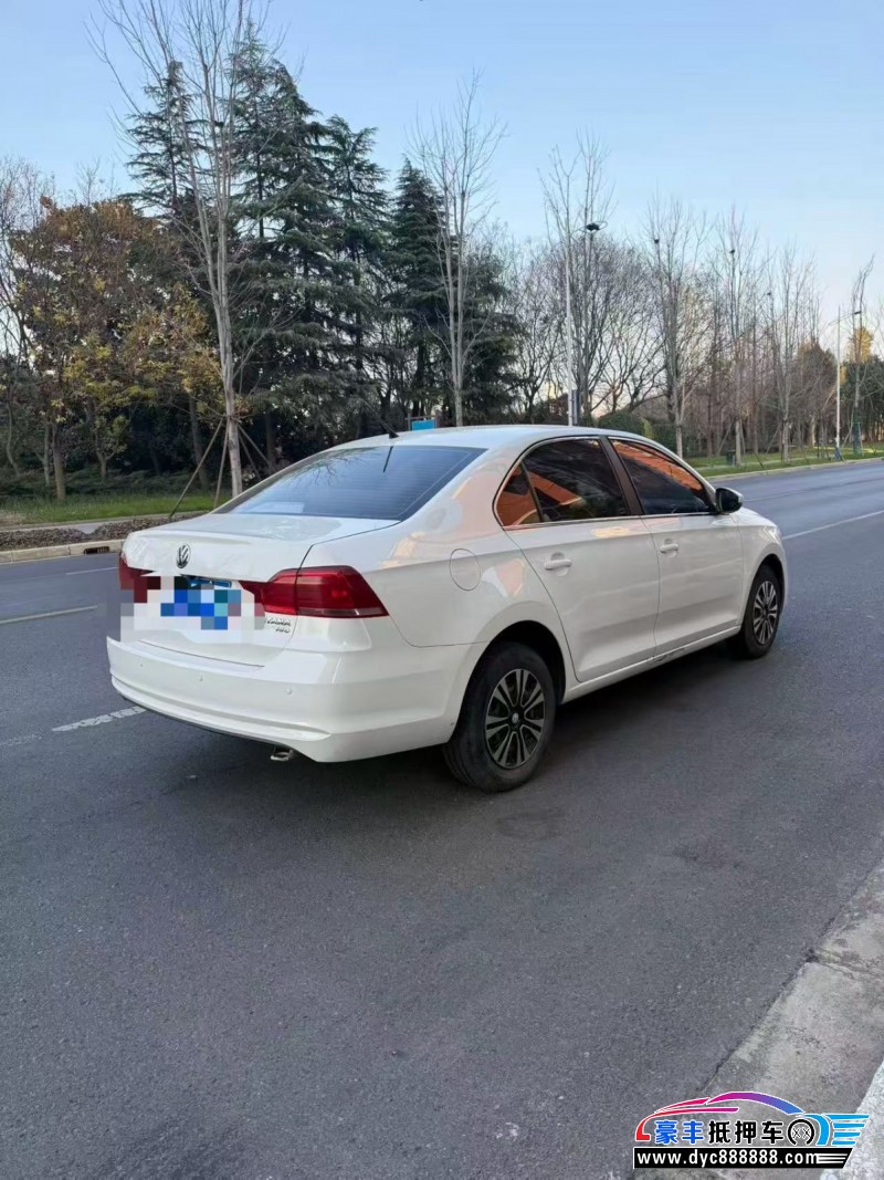 18年大众桑塔纳轿车抵押车出售