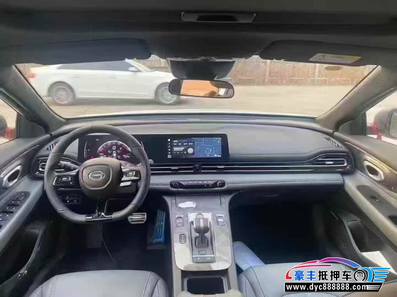 25年传祺影豹轿车抵押车出售