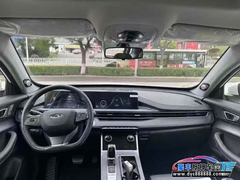 25年奇瑞瑞虎7轿车抵押车出售