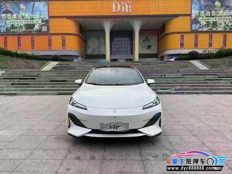 抵押车出售25年长安深蓝SL03轿车