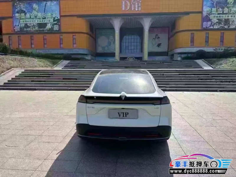 25年长安深蓝L07轿车抵押车出售