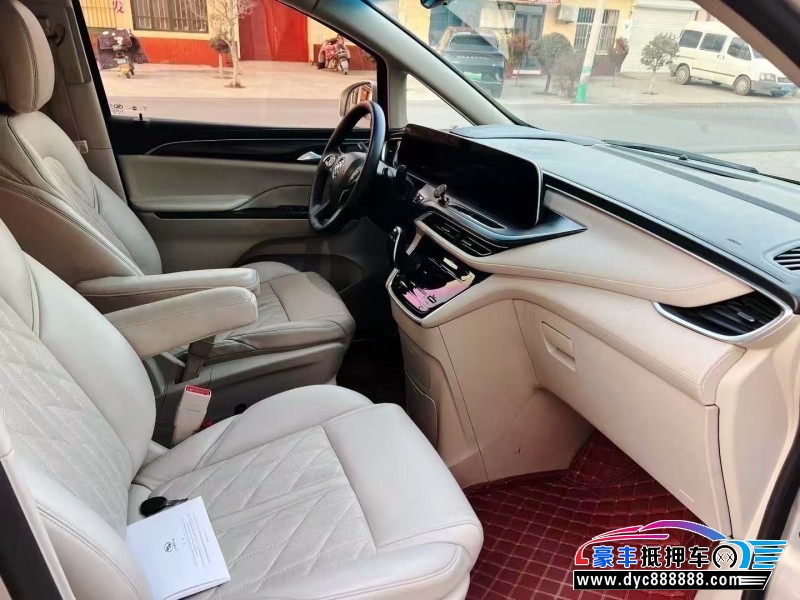 21年别克GL8轿车抵押车出售