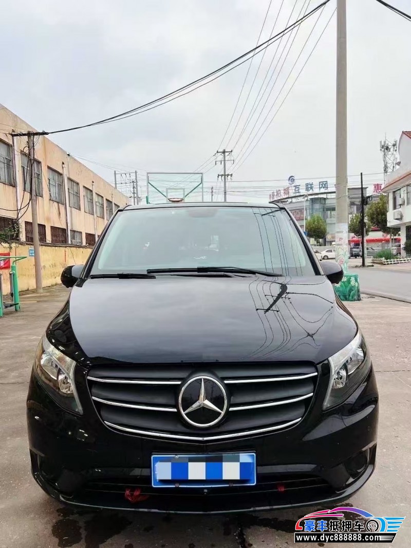 23年奔驰威霆轿车抵押车出售