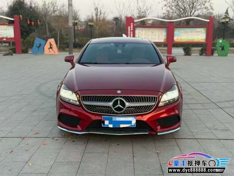 抵押车出售16年奔驰CLS轿车