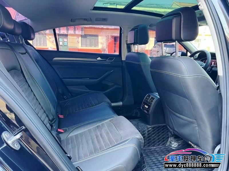 20年大众迈腾轿车抵押车出售