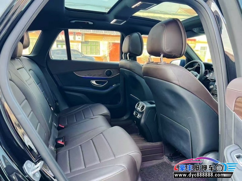 22年奔驰GLC轿车抵押车出售