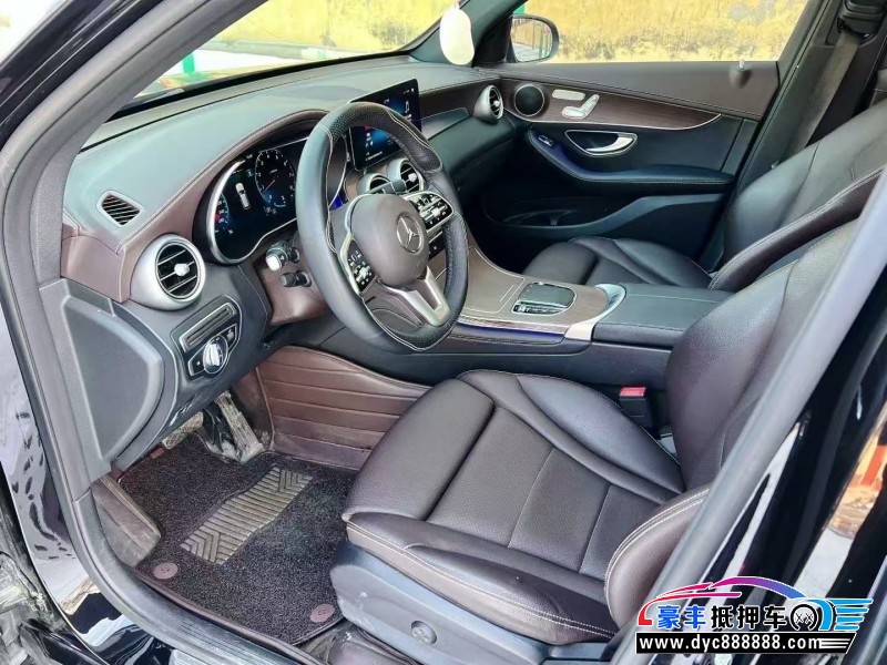 22年奔驰GLC轿车抵押车出售