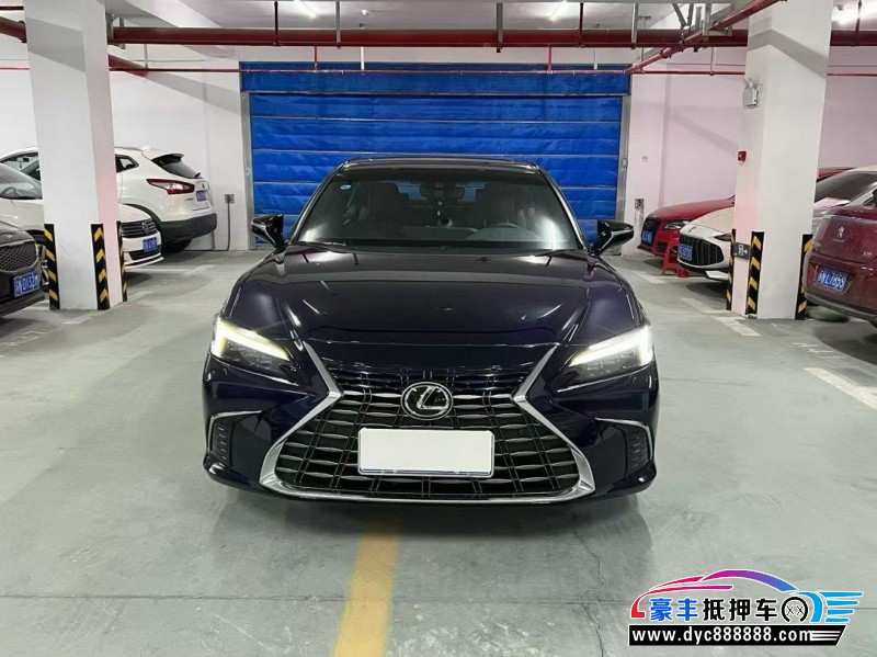 25年雷克萨斯ES轿车抵押车出售