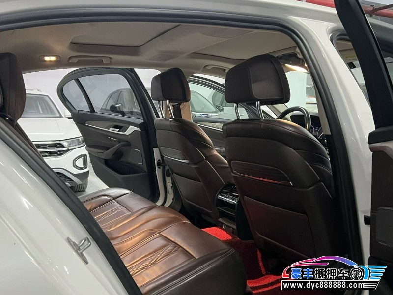 19年宝马5系轿车抵押车出售