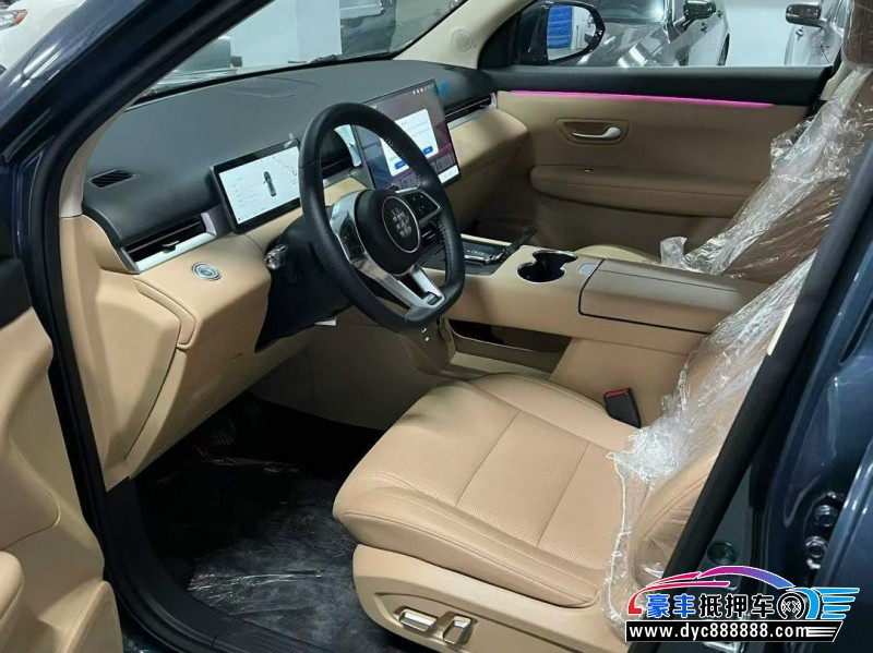 25年蓝电E5轿车抵押车出售