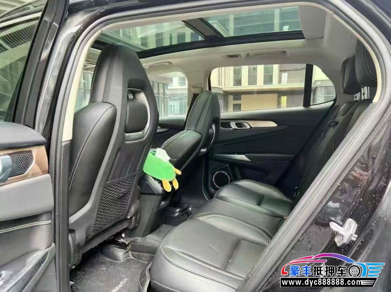 18年领克01轿车抵押车出售