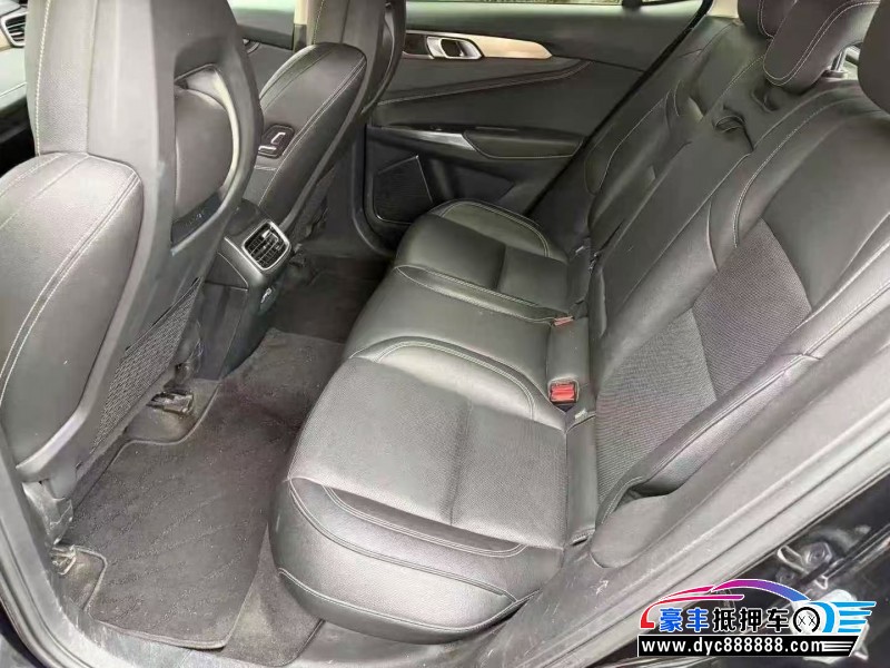 19年领克01轿车抵押车出售