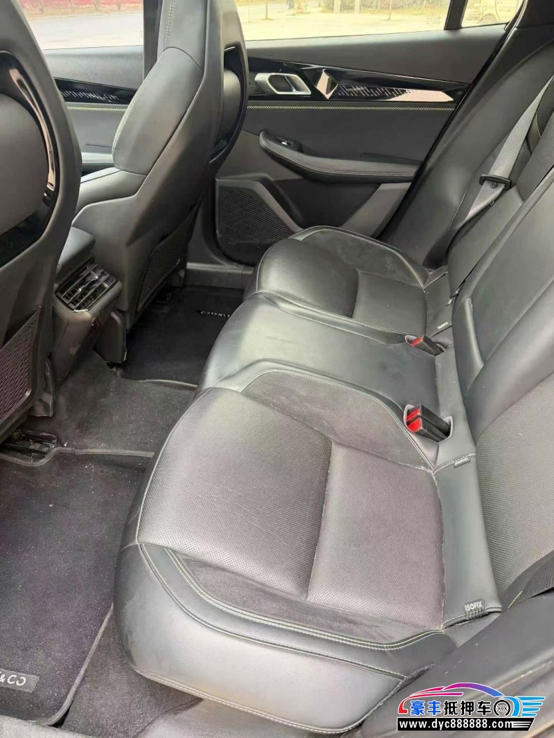 24年领克03轿车抵押车出售