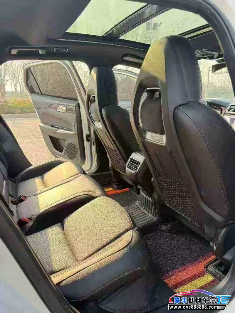 20年领克03轿车抵押车出售