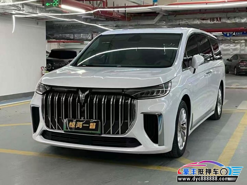 23年岚图梦想家轿车抵押车出售