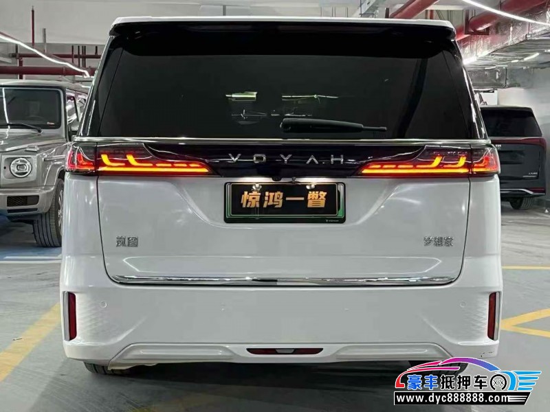 23年岚图梦想家轿车抵押车出售