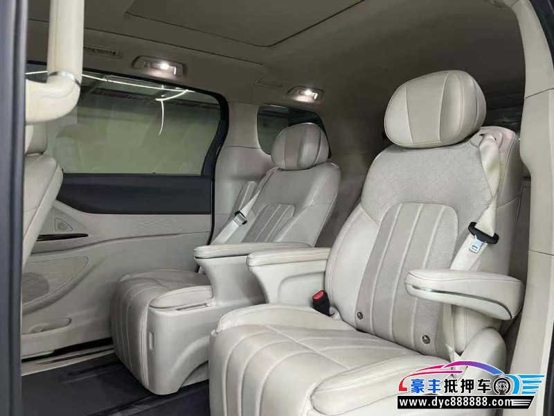 23年岚图梦想家轿车抵押车出售