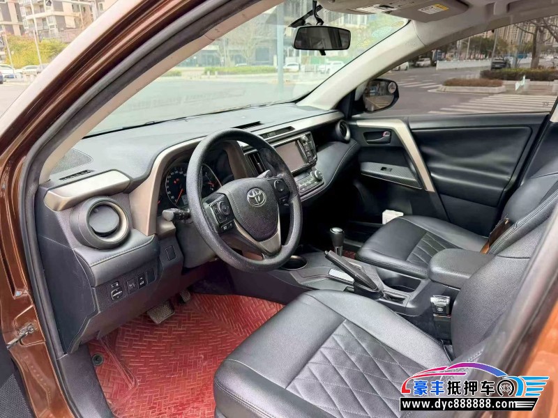 15年丰田RAV4轿车抵押车出售