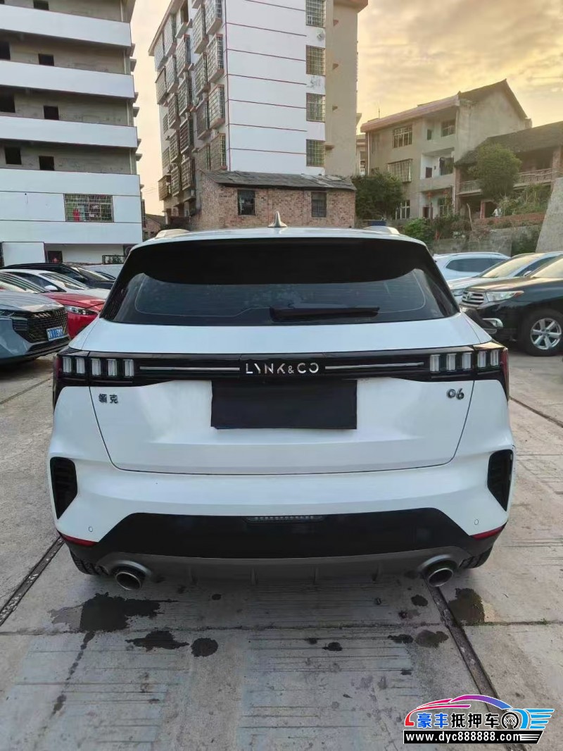 24年领克06轿车抵押车出售