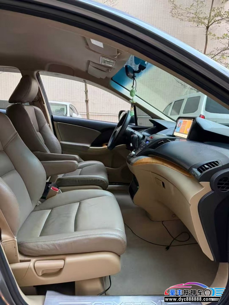 12年本田奥德赛轿车抵押车出售