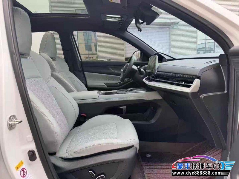 25年长安启源Q05轿车抵押车出售