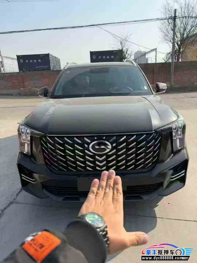 抵押车出售26年传祺GS8轿车