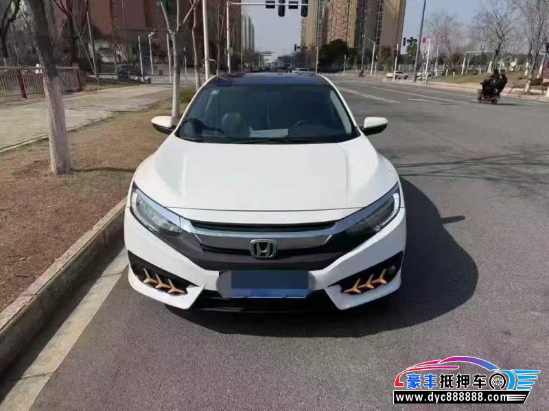 抵押车出售18年本田思域轿车